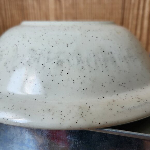 2 Vintage Stoneware 6" Bowls John Tams Limited " Banquet Poppy" - Picture 9 of 11